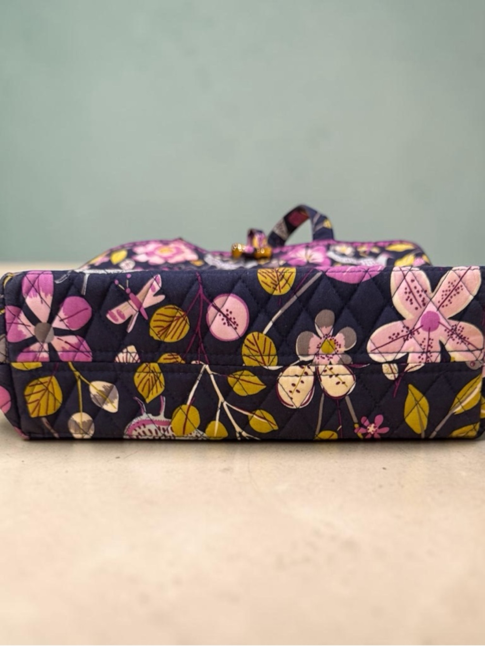VERA BRADLEY 🐦 Nightingale 🐦 Floral pattern tote. - Picture 4 of 7